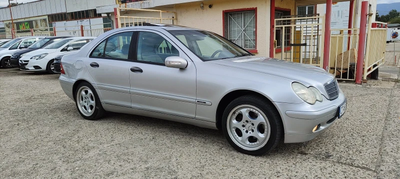 Mercedes-Benz C 220 D-Седан-Automat, снимка 9 - Автомобили и джипове - 47300697