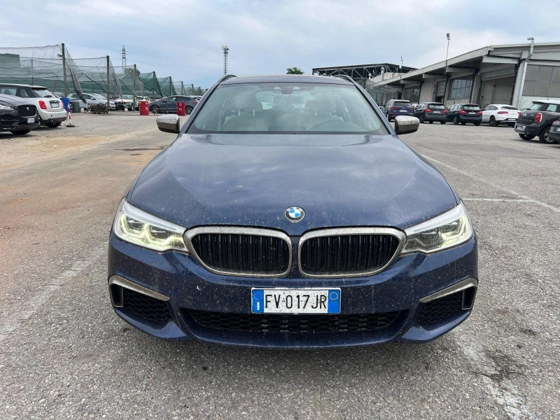 BMW 550 M550 XDRIVE TOURING, снимка 2 - Автомобили и джипове - 47385361