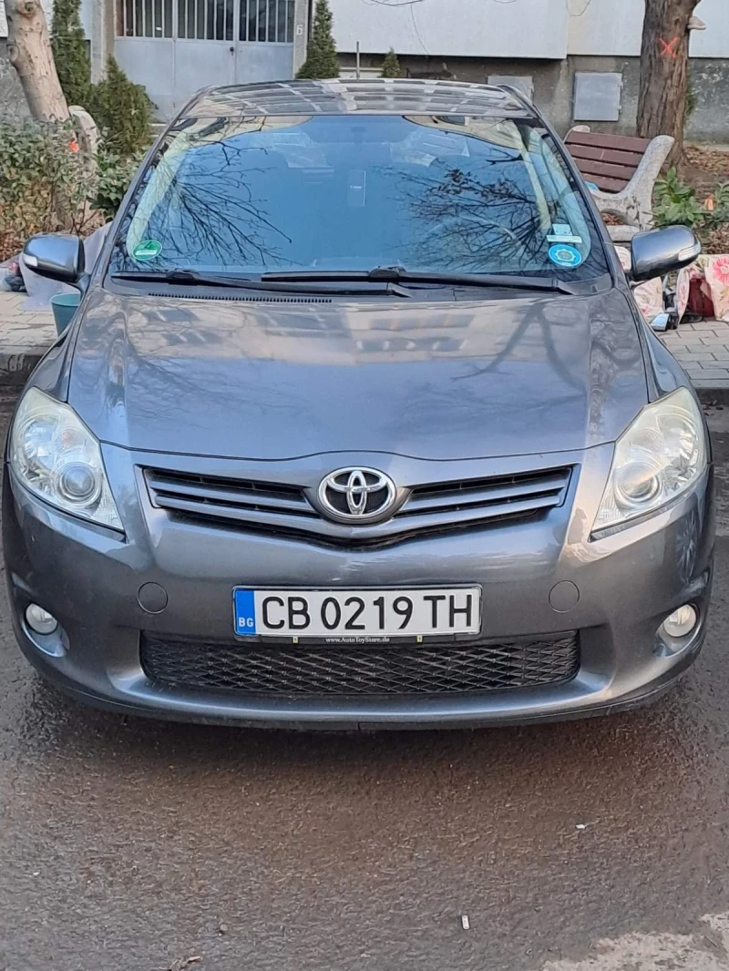 Toyota Auris 2.0 D  4D FACELIFT, снимка 1 - Автомобили и джипове - 48922717