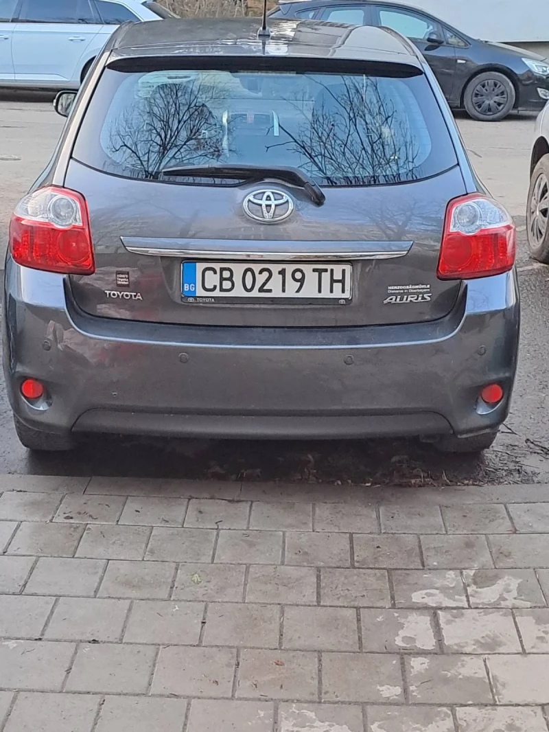 Toyota Auris 2.0 D  4D FACELIFT, снимка 4 - Автомобили и джипове - 48922717