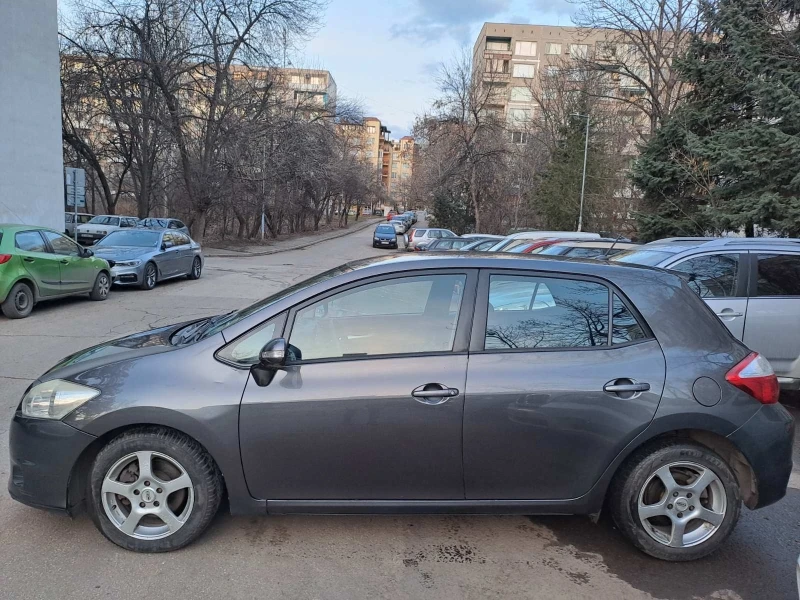 Toyota Auris 2.0 D  4D FACELIFT, снимка 2 - Автомобили и джипове - 48922717