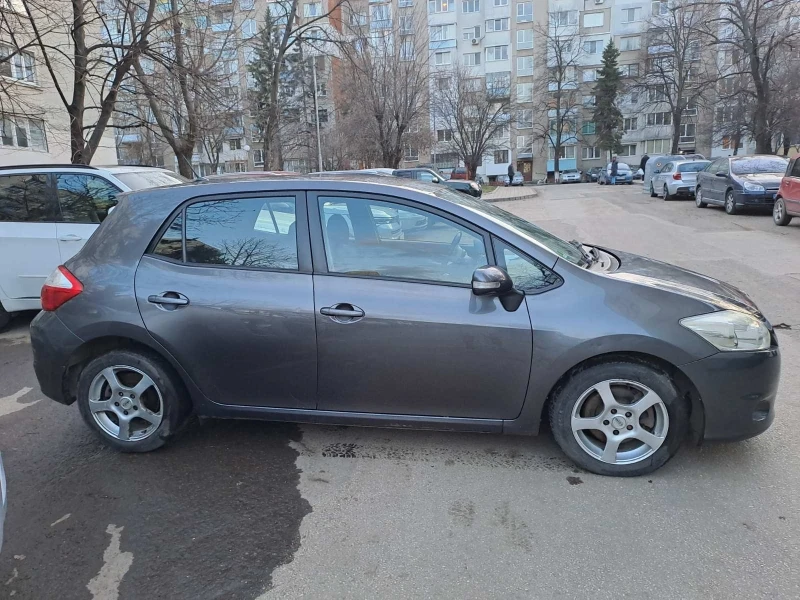 Toyota Auris 2.0 D  4D FACELIFT, снимка 3 - Автомобили и джипове - 48922717