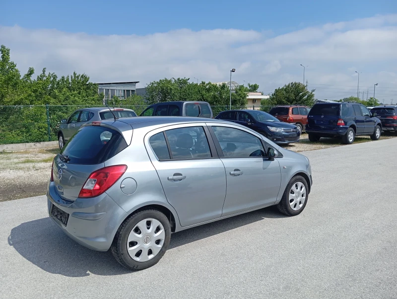 Opel Corsa Газ- бензин , снимка 2 - Автомобили и джипове - 50242609