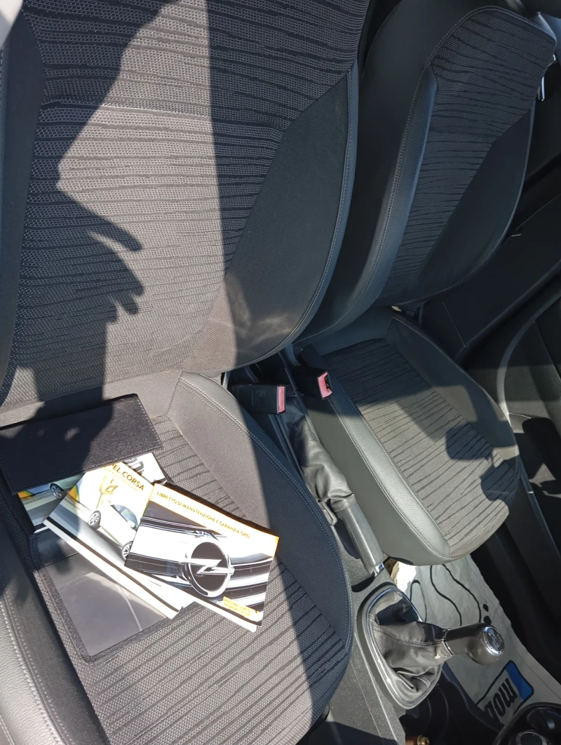 Opel Corsa Газ- бензин , снимка 3 - Автомобили и джипове - 50242609