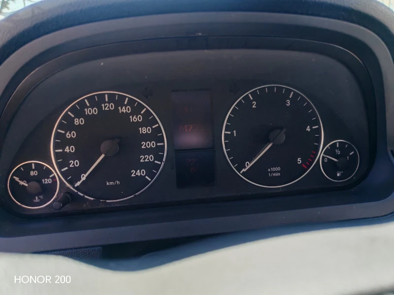 Mercedes-Benz A 180 2.0, снимка 12 - Автомобили и джипове - 50878685