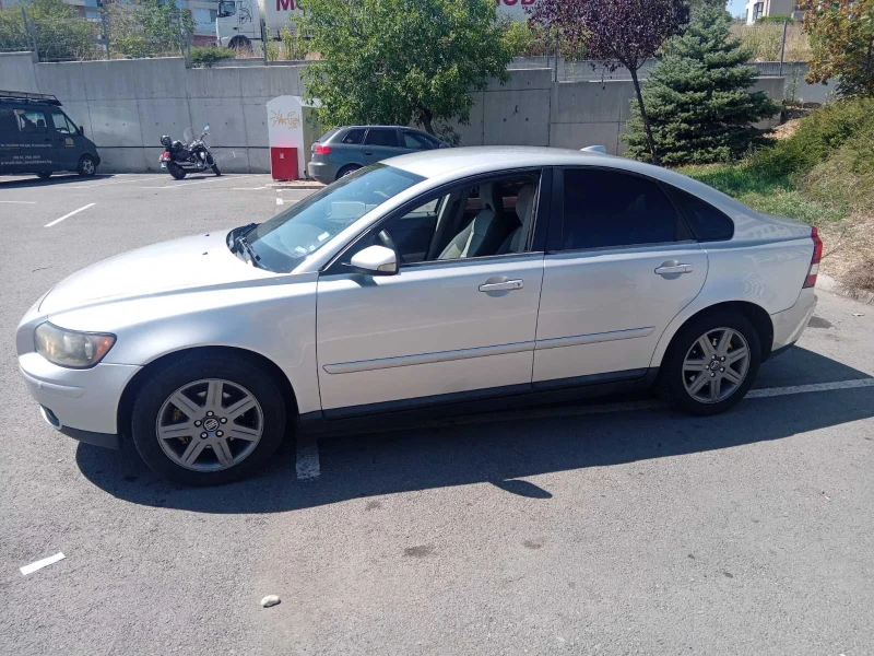 Volvo S40, снимка 4 - Автомобили и джипове - 52885093