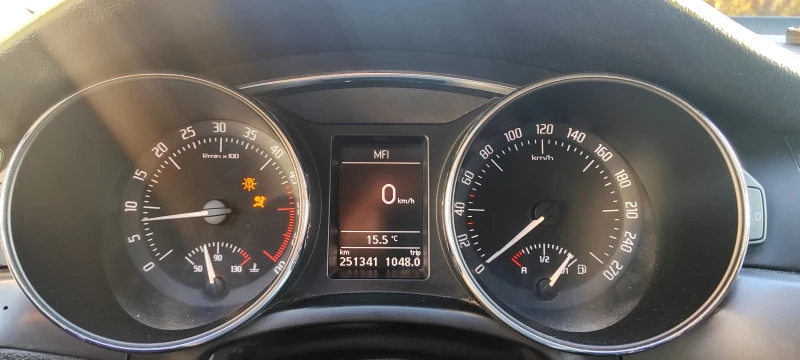 Skoda Superb, снимка 7 - Автомобили и джипове - 52364349