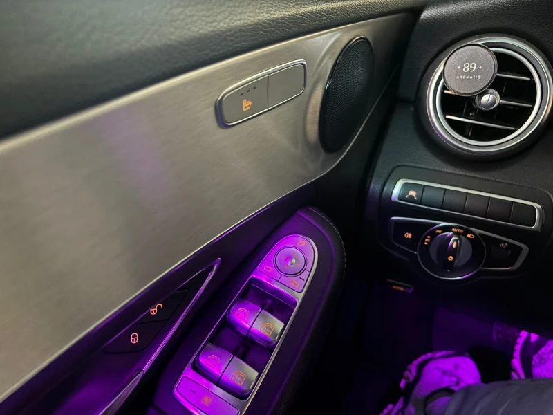 Mercedes-Benz C 220, снимка 14 - Автомобили и джипове - 52423829