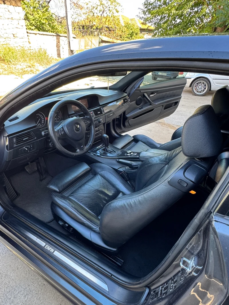BMW 330 E92 330i, снимка 4 - Автомобили и джипове - 52778219