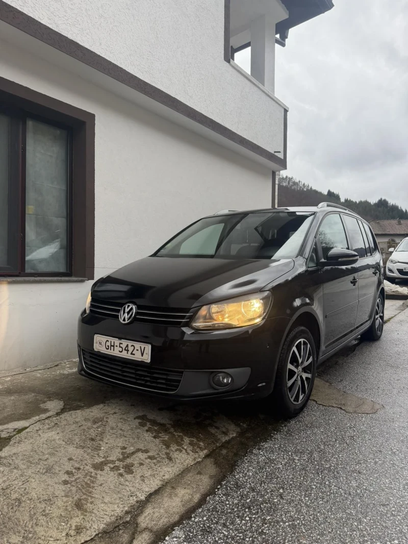 VW Touran 1 6TDI 7Person, снимка 4 - Автомобили и джипове - 52976514