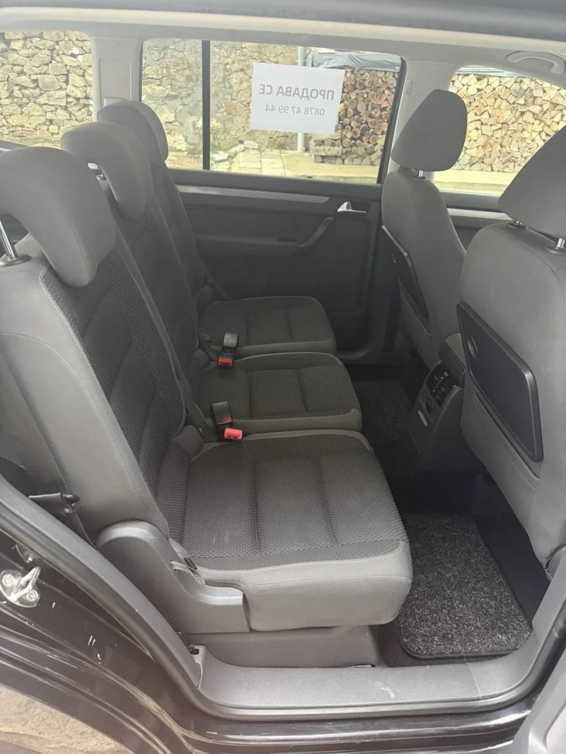 VW Touran 1 6TDI 7Person, снимка 6 - Автомобили и джипове - 52976514