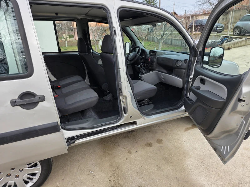 Fiat Doblo 1.3Multijet, снимка 9 - Автомобили и джипове - 53573864