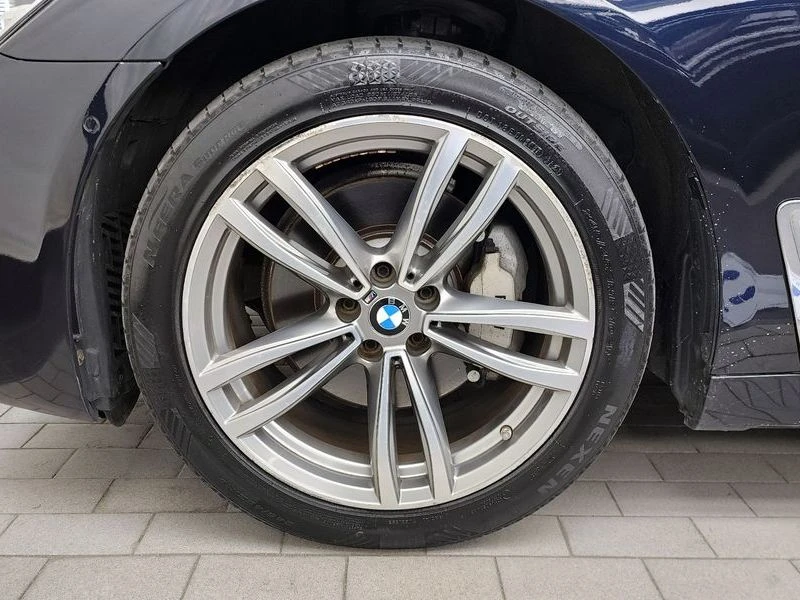 BMW 730 730d xDrive M Sport| 258к.с.| ВКЛ.ТЕХНОТЕСТ, снимка 5 - Автомобили и джипове - 55184148