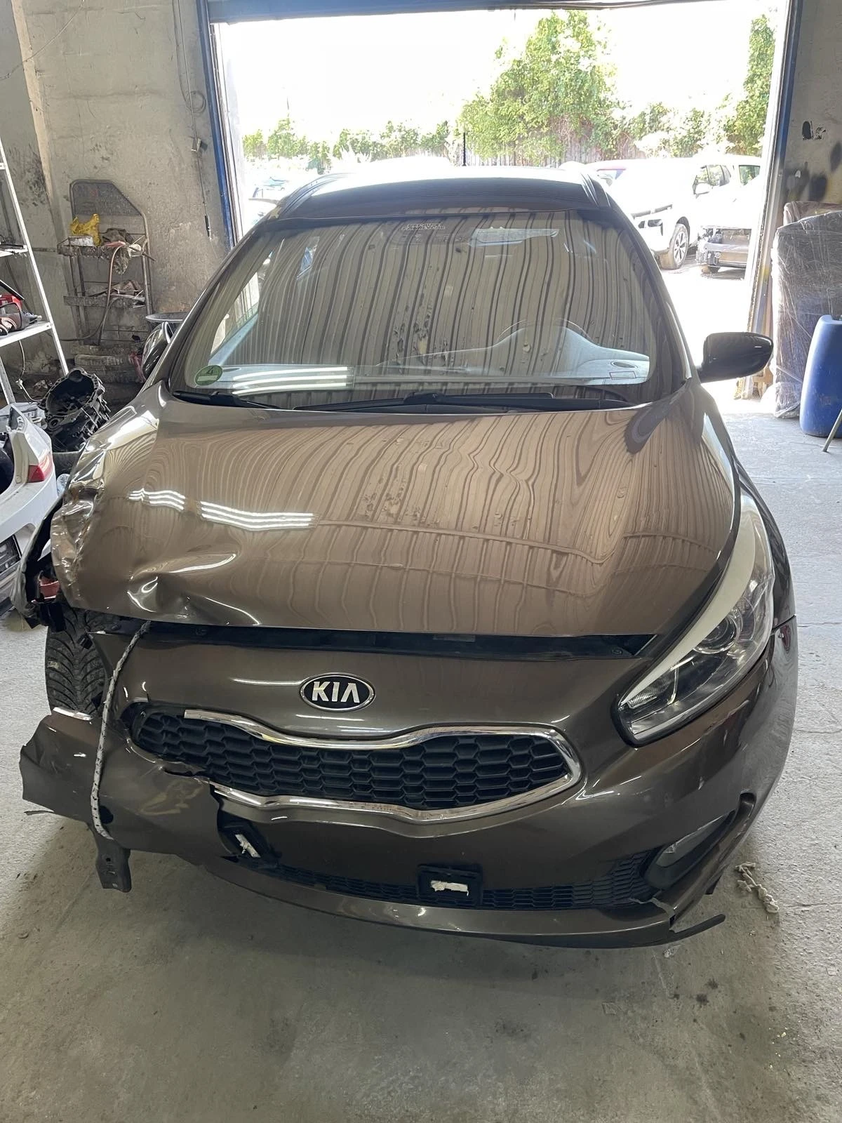 Kia Ceed 1.4 бензин  - [1] 