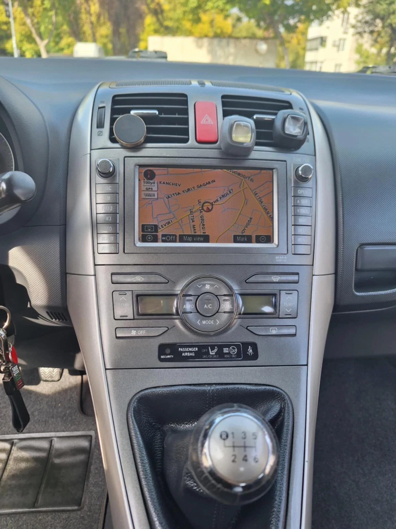 Toyota Auris 2.0 d4d - изображение 4