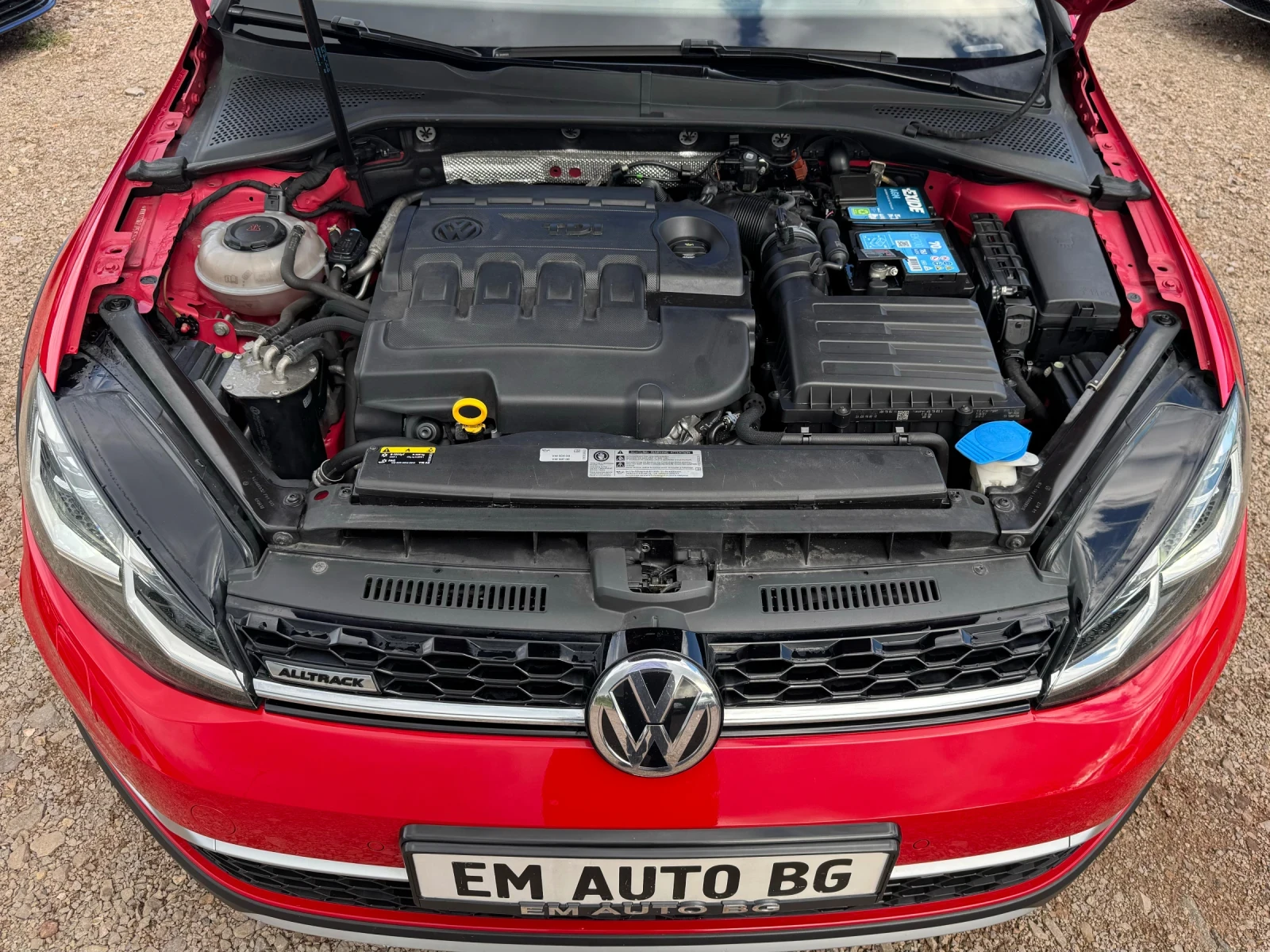 VW Golf 7.5 Alltrack 2.0TDI 4X4 - изображение 8