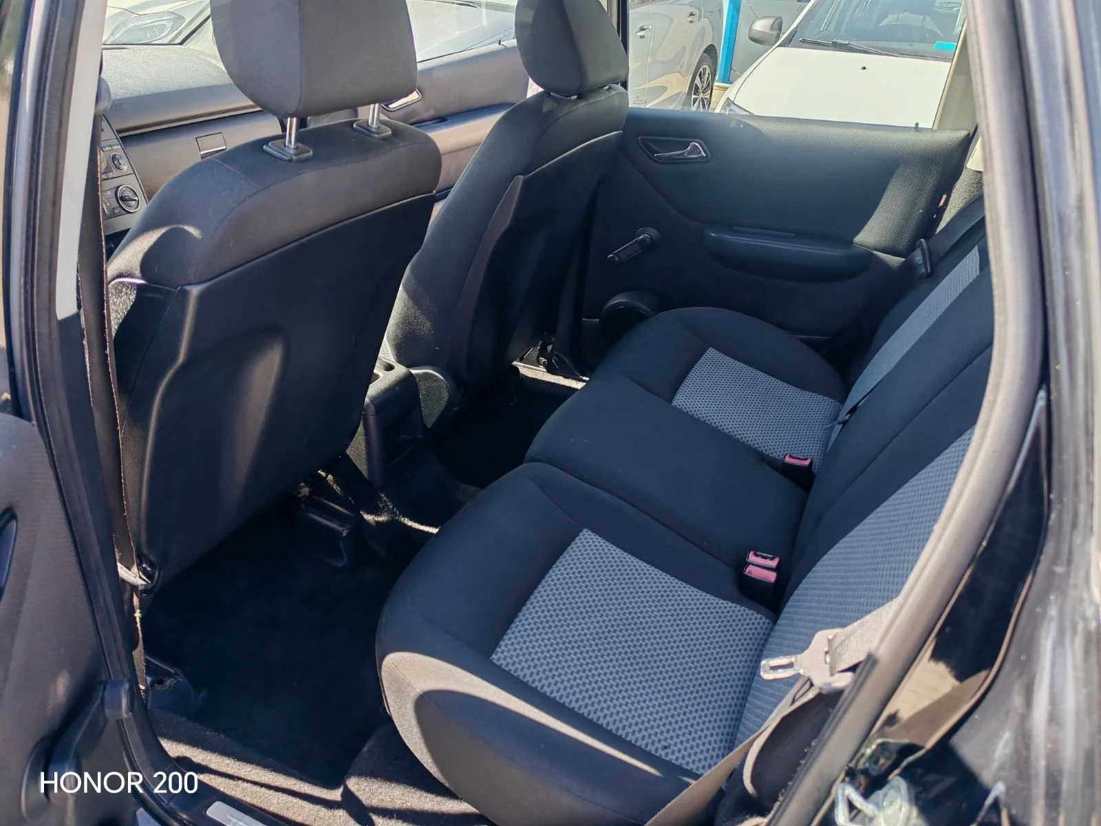 Mercedes-Benz A 180 2.0 - изображение 9