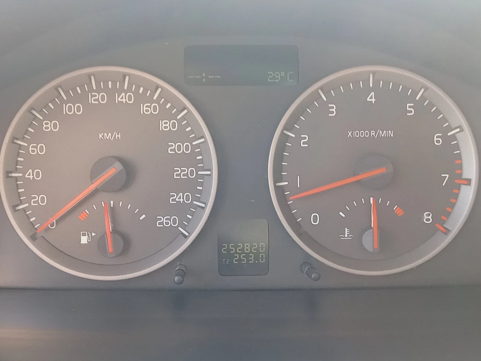 Volvo S40  - изображение 8