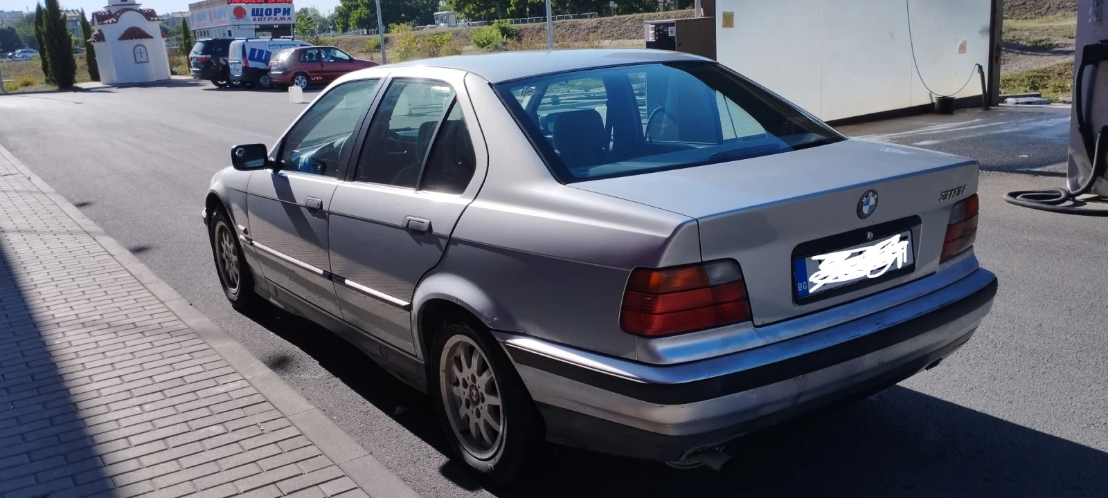 BMW 318  - изображение 2