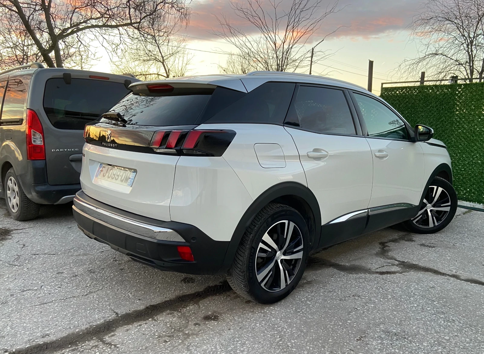 Peugeot 3008 1.5 Blue-HDI Allure | Mobile.bg � ����������� 2