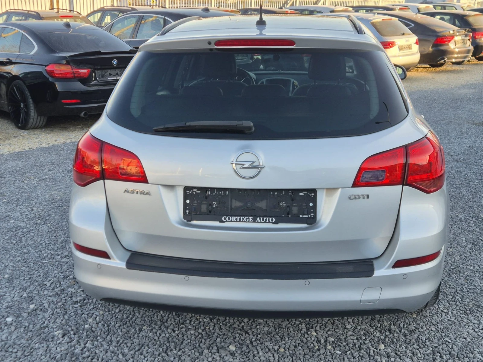Opel Astra 1.7 CDTI SPORT TOURER - изображение 6