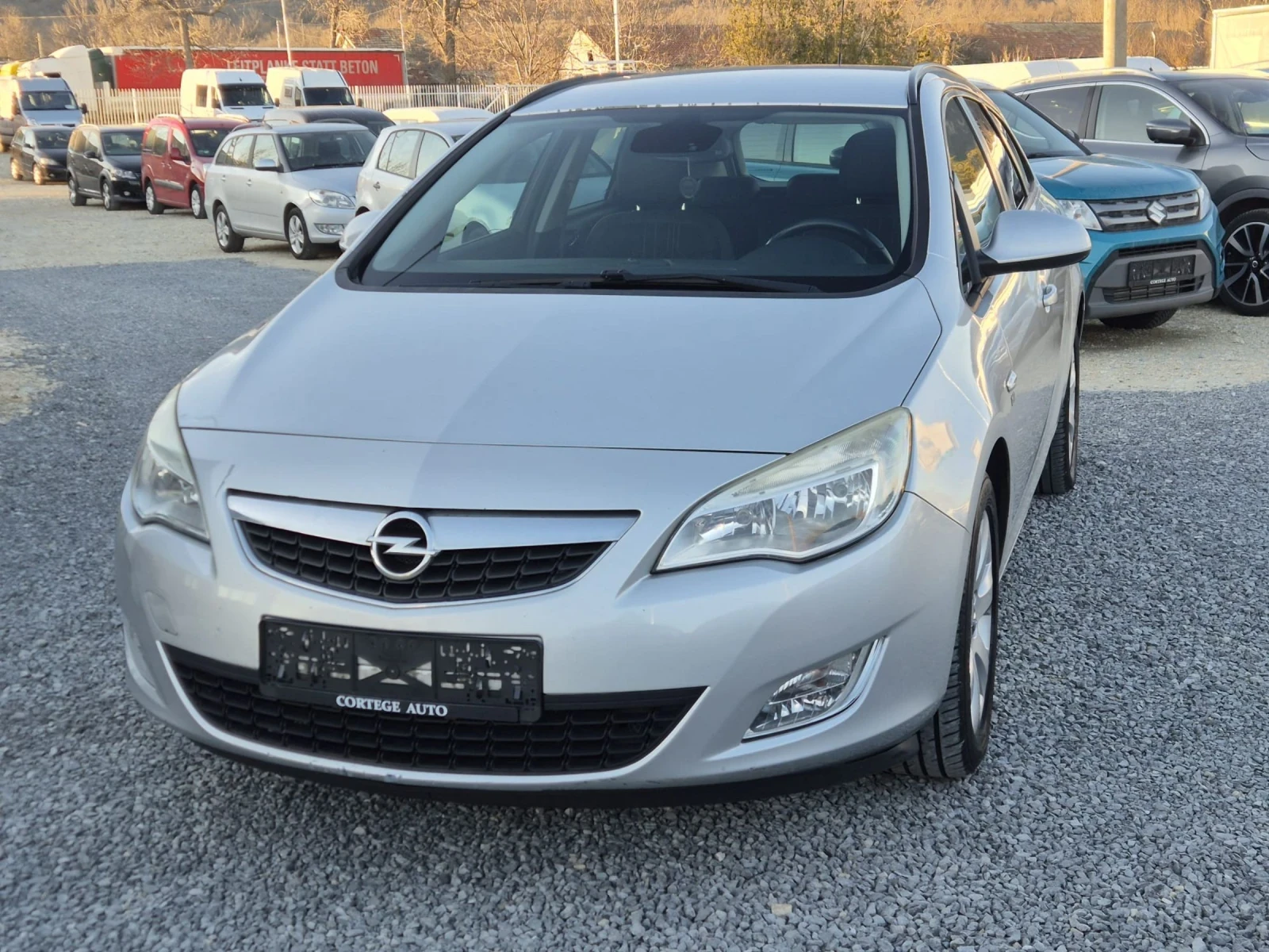 Opel Astra 1.7 CDTI SPORT TOURER - изображение 4