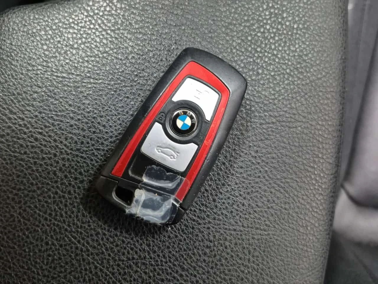 BMW 330 * 330I XDRIVE * CARFAX * ЦЕНА ДО БГ, снимка 10 - Автомобили и джипове - 53954457