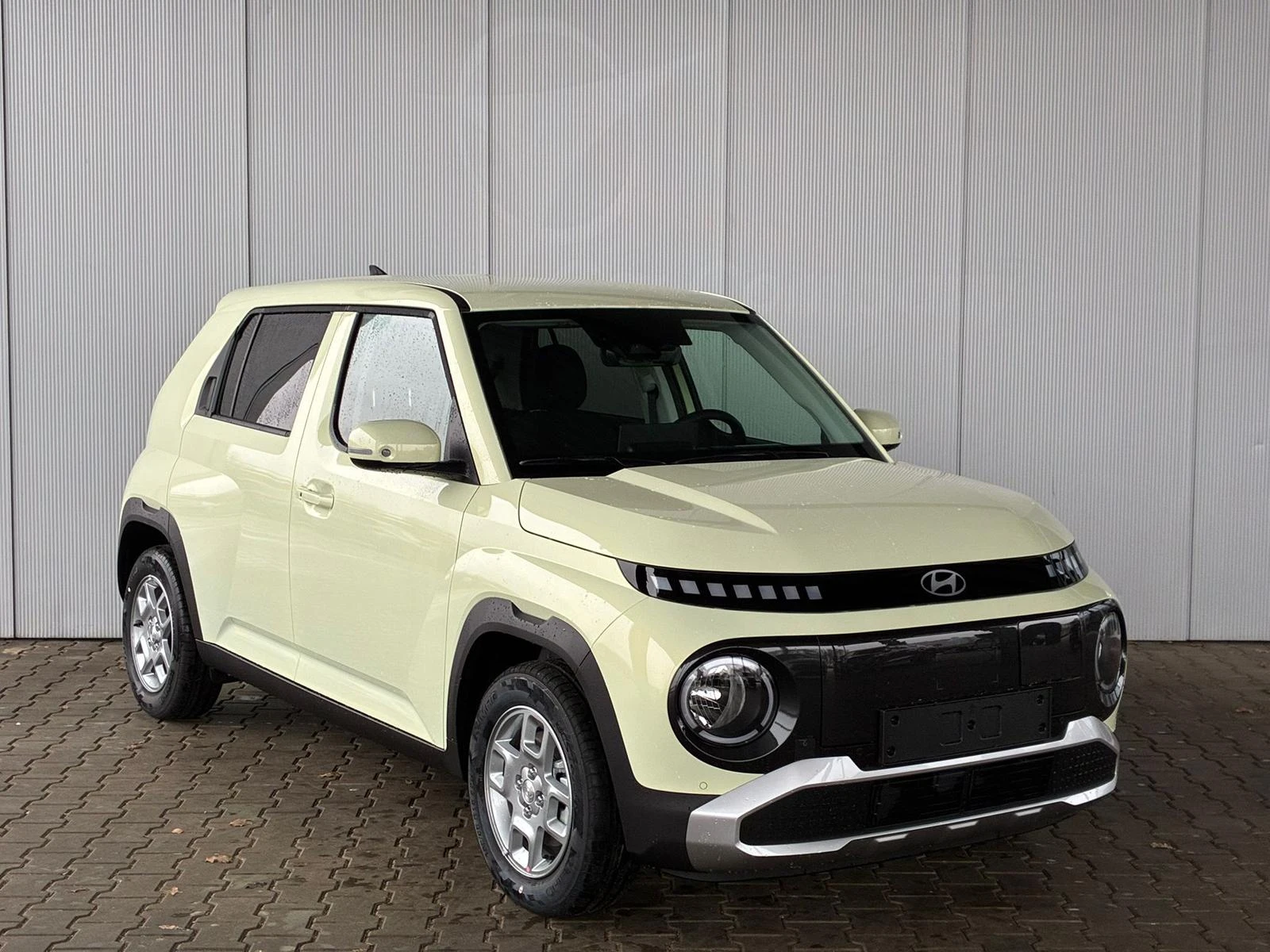 Hyundai Inster Long Range 49 kWh (115 hp) | Auto.bg — изображение 1