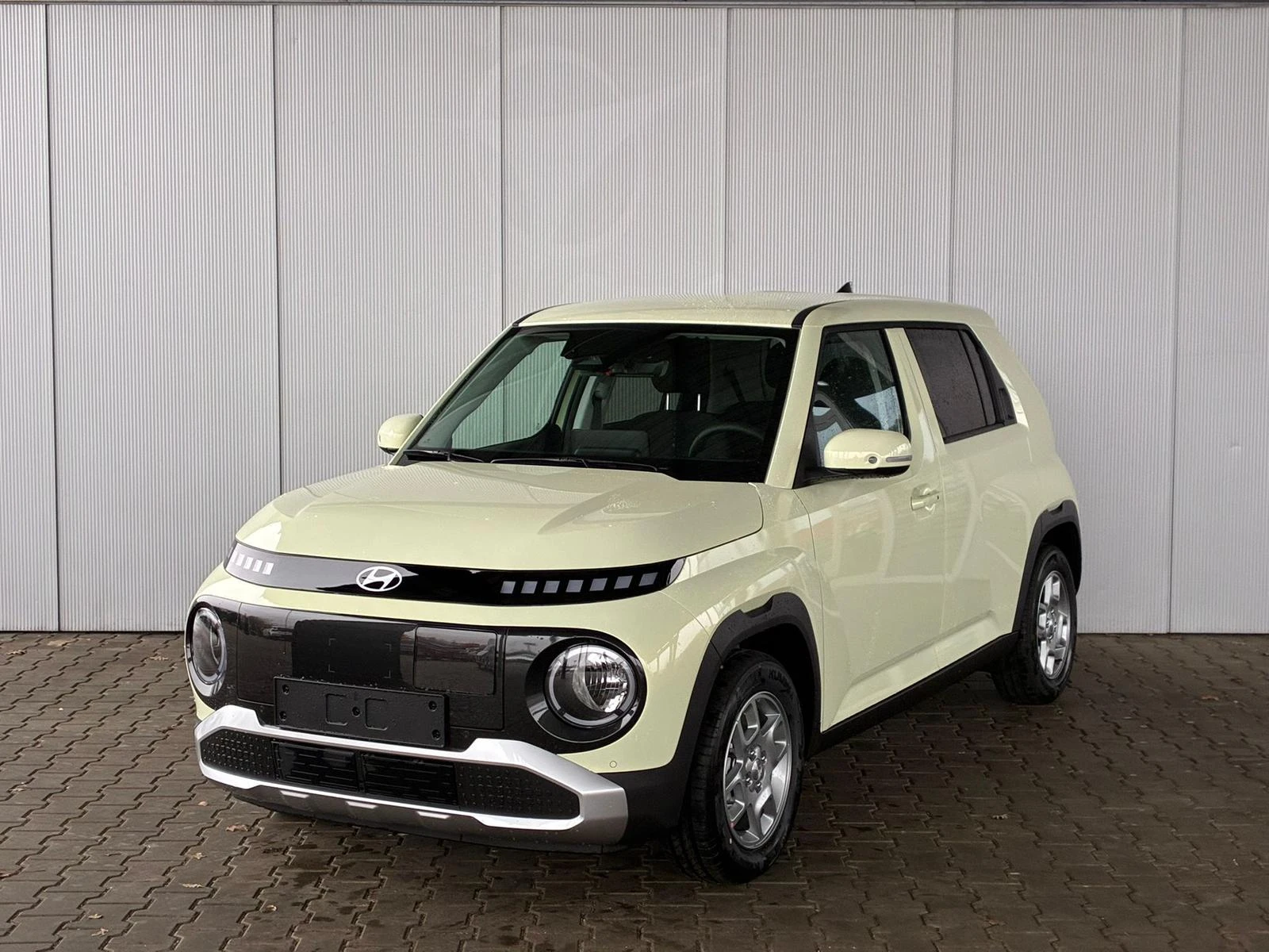 Hyundai Inster Long Range 49 kWh (115 hp), снимка 2 - Автомобили и джипове - 54139538