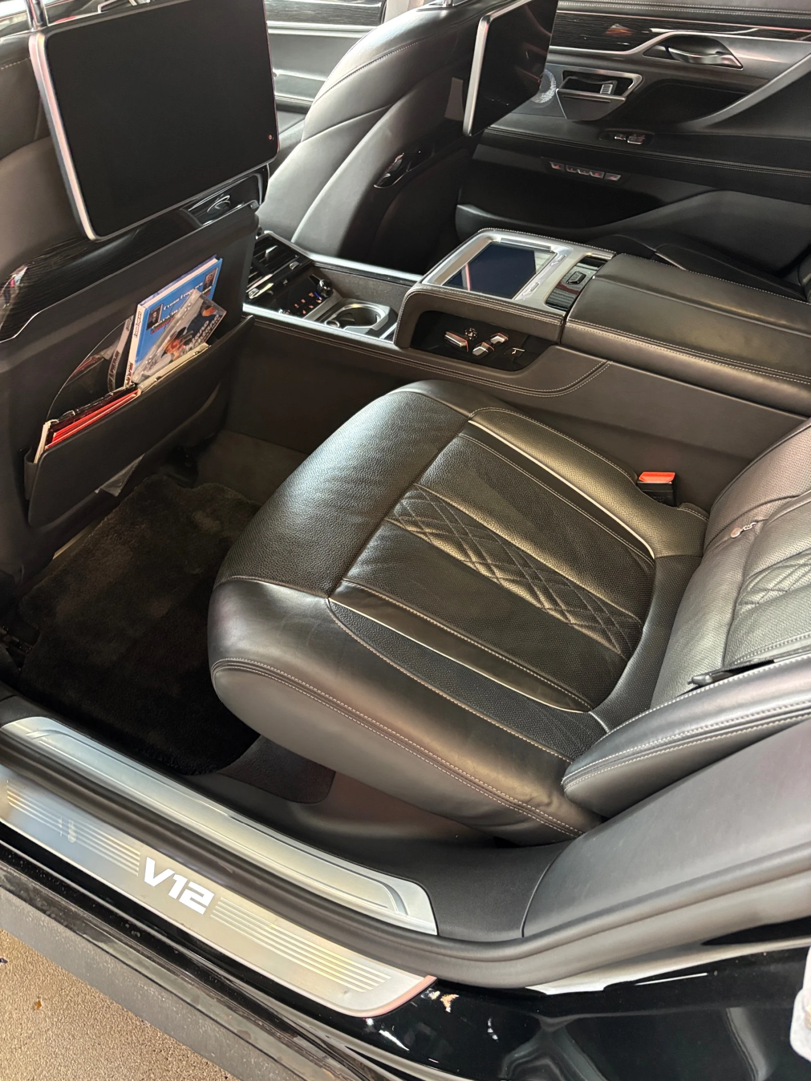 BMW 760 M760Li XDrive, снимка 16 - Автомобили и джипове - 54208022