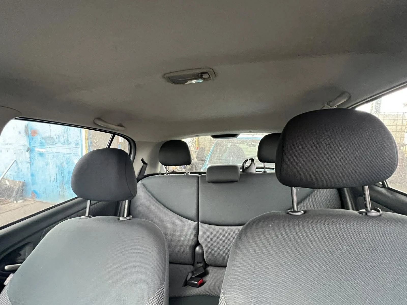 Toyota Yaris 1.3 vvt-i, снимка 13 - Автомобили и джипове - 54280877