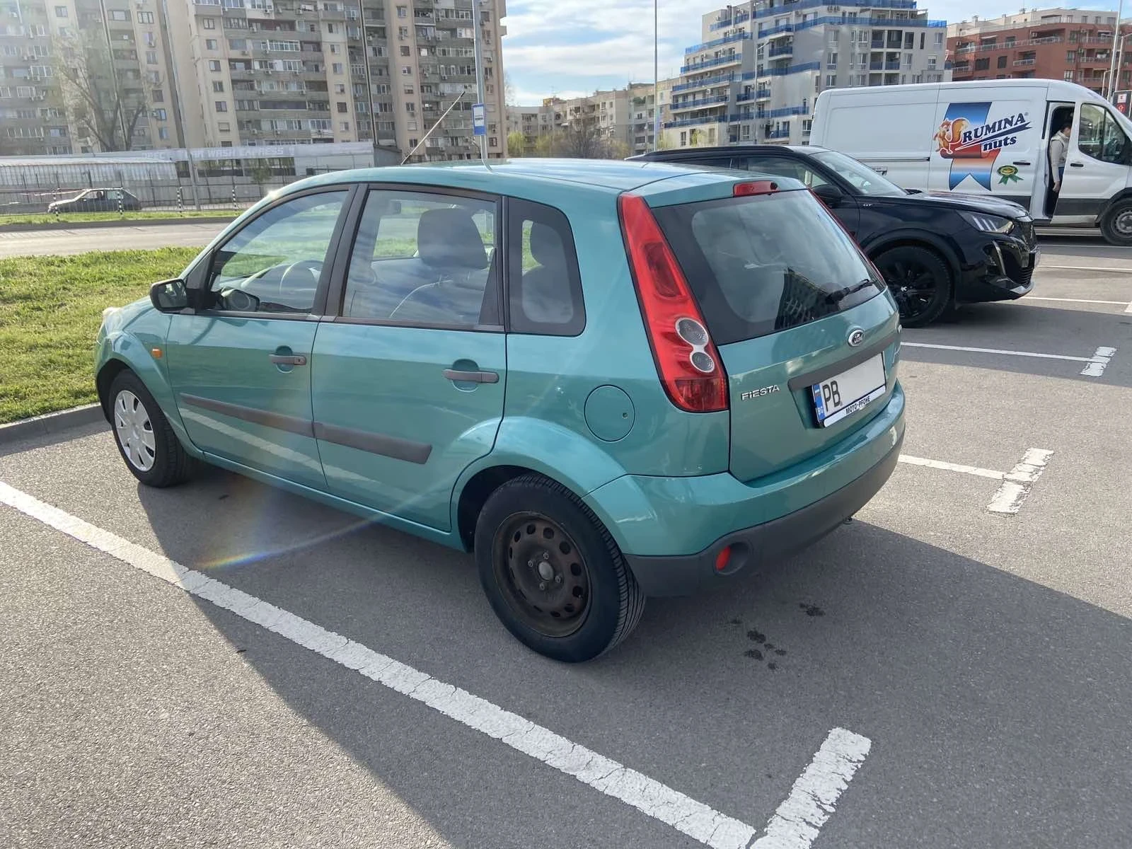 Ford Fiesta 1.4 TDCI, снимка 4 - Автомобили и джипове - 54344768