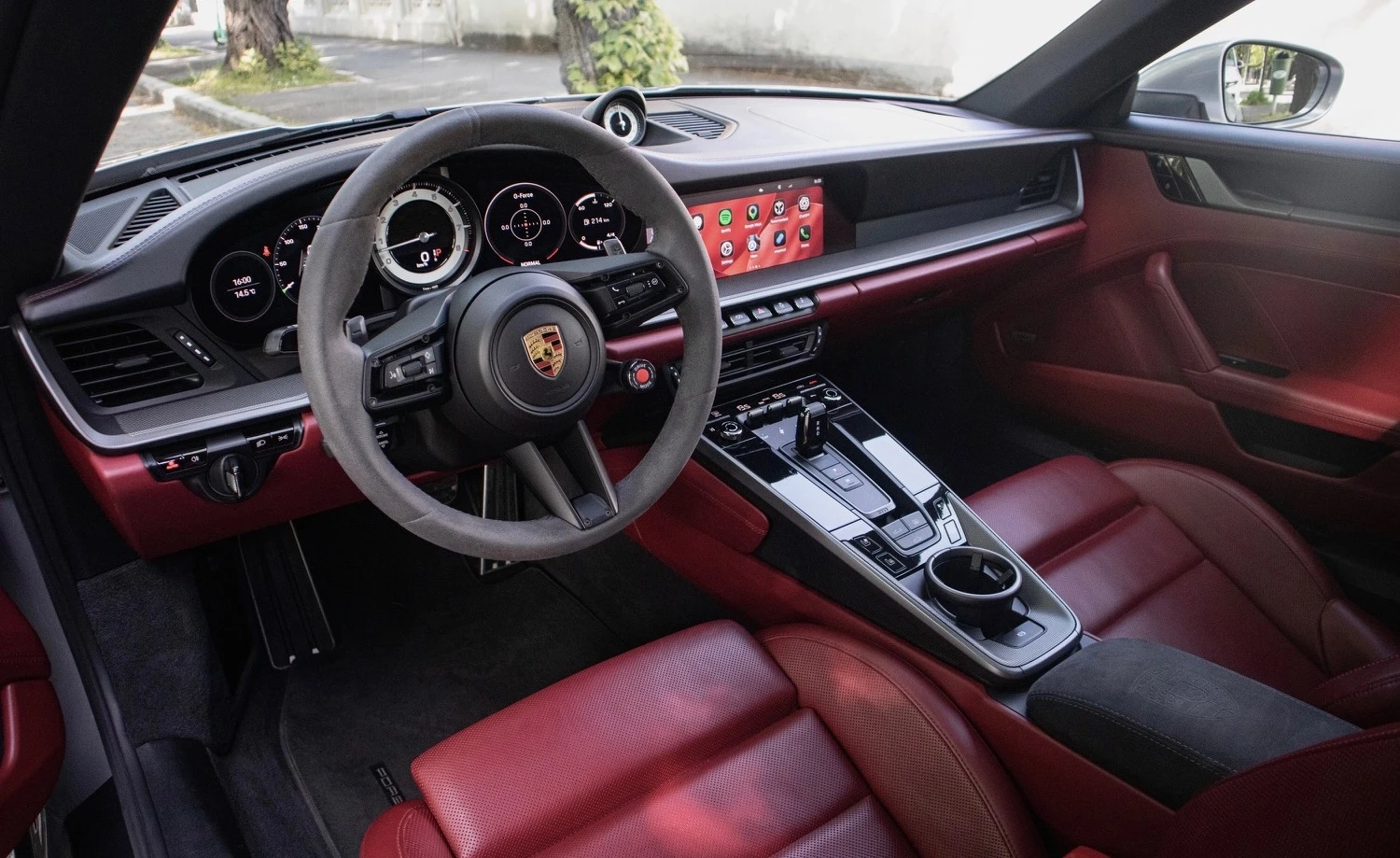 Porsche 911 Carrera 4S Coupe, снимка 6 - Автомобили и джипове - 54386030