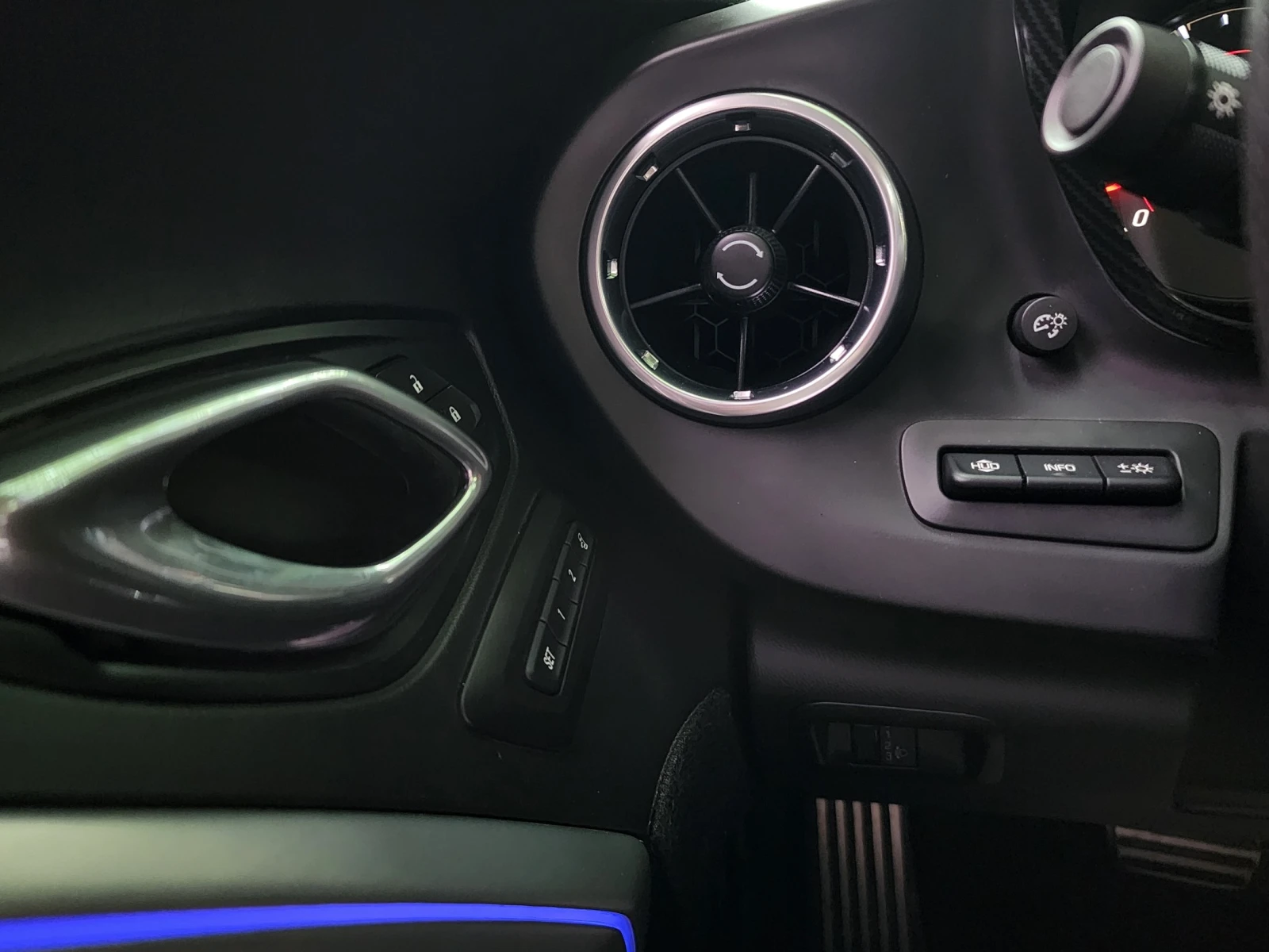 Chevrolet Camaro SS 6.2 V8 autogeorge.com, снимка 17 - Автомобили и джипове - 54629029