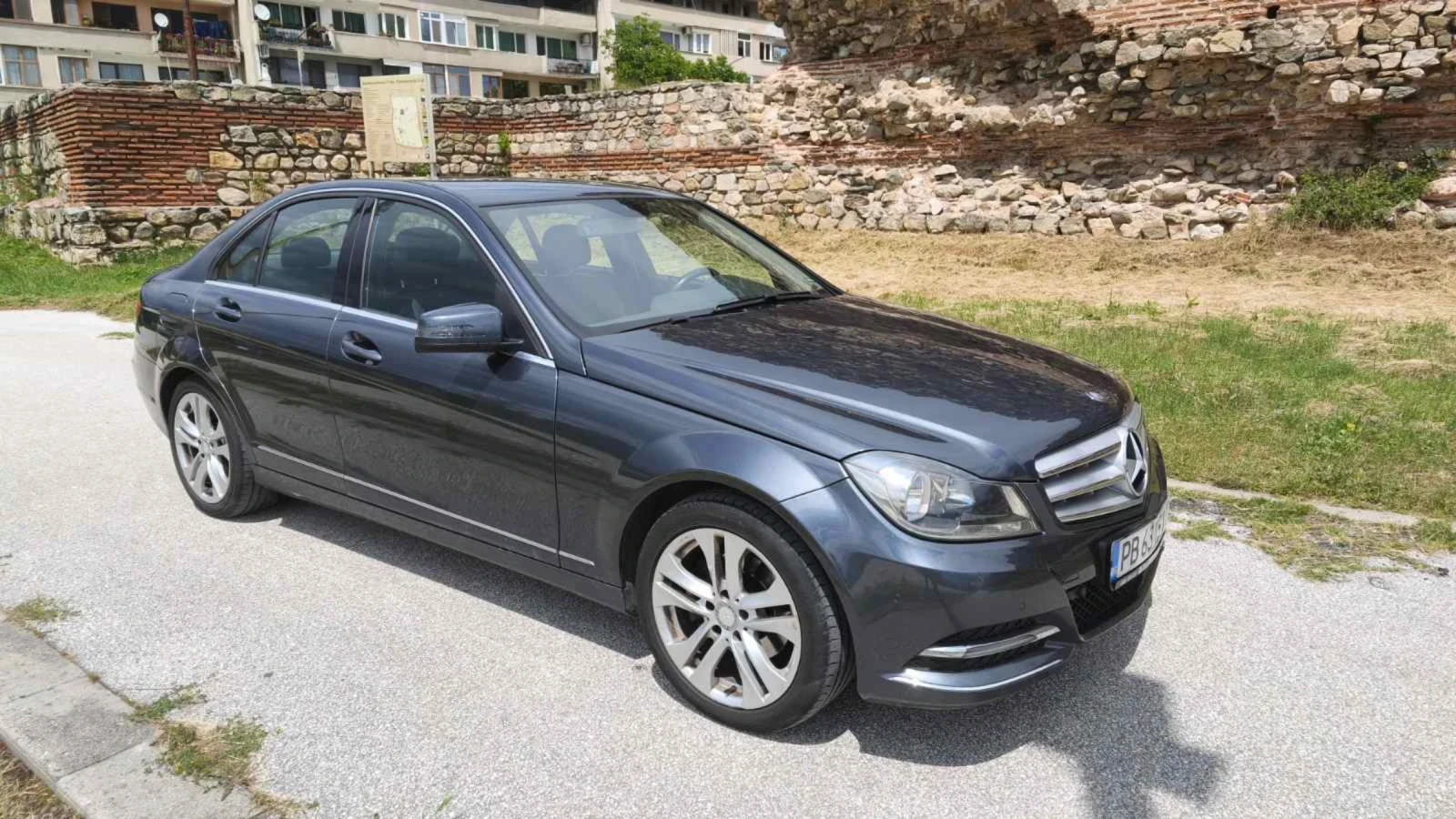 Mercedes-Benz C 200 Avantgarde, снимка 2 - Автомобили и джипове - 54651992