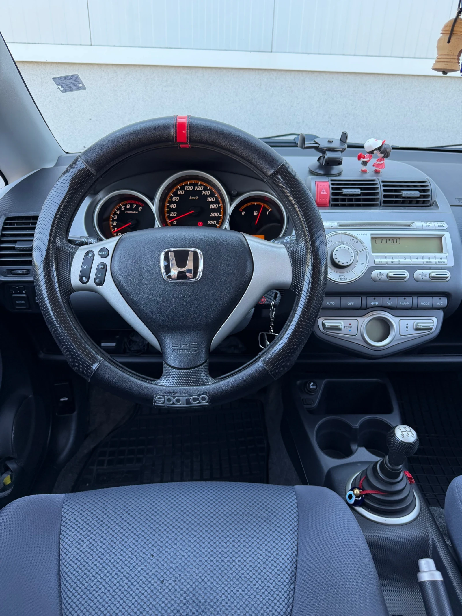 Honda Jazz 1.4 бензин, снимка 6 - Автомобили и джипове - 54684184
