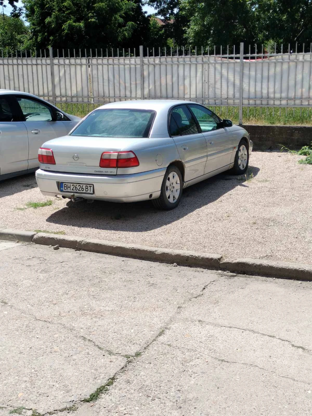 Opel Omega, снимка 4 - Автомобили и джипове - 54999951