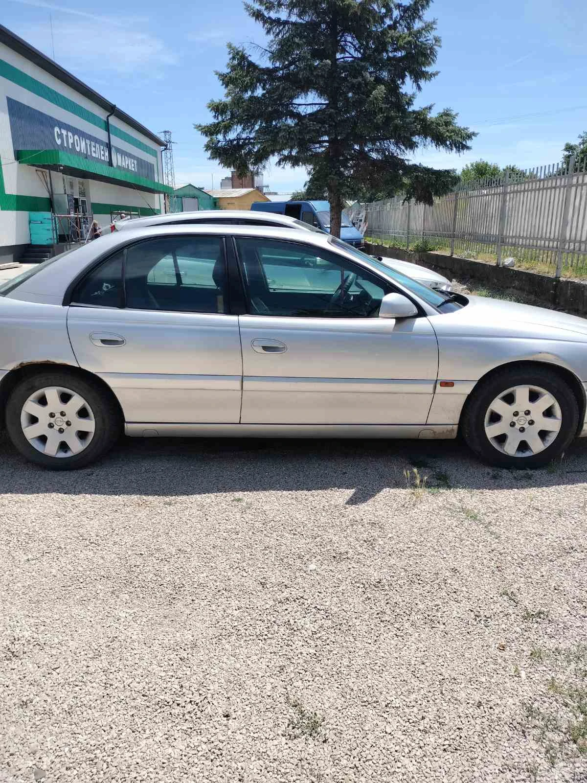 Opel Omega, снимка 8 - Автомобили и джипове - 54999951