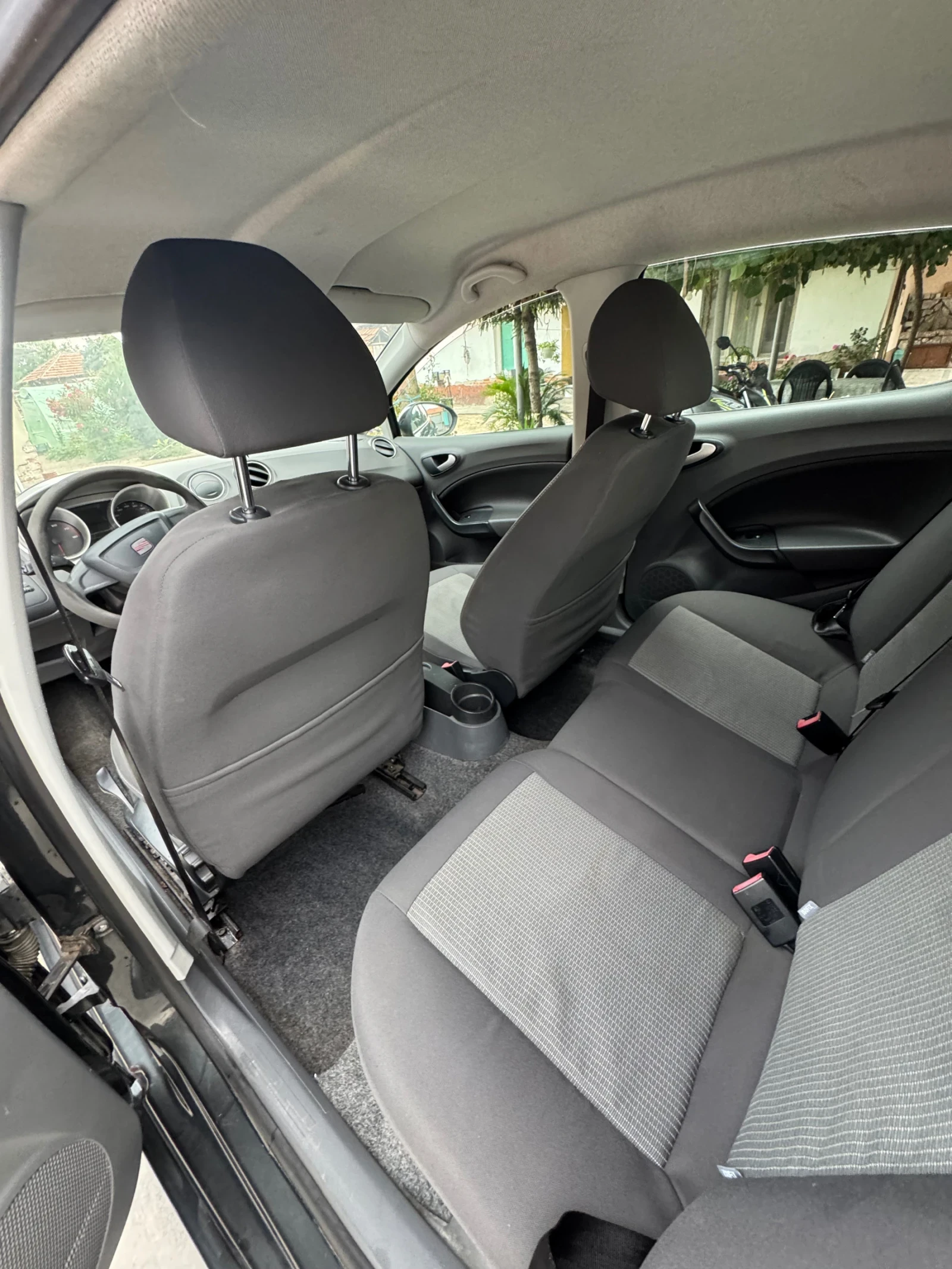 Seat Ibiza 1.2 бензин/газ, снимка 7 - Автомобили и джипове - 55015290