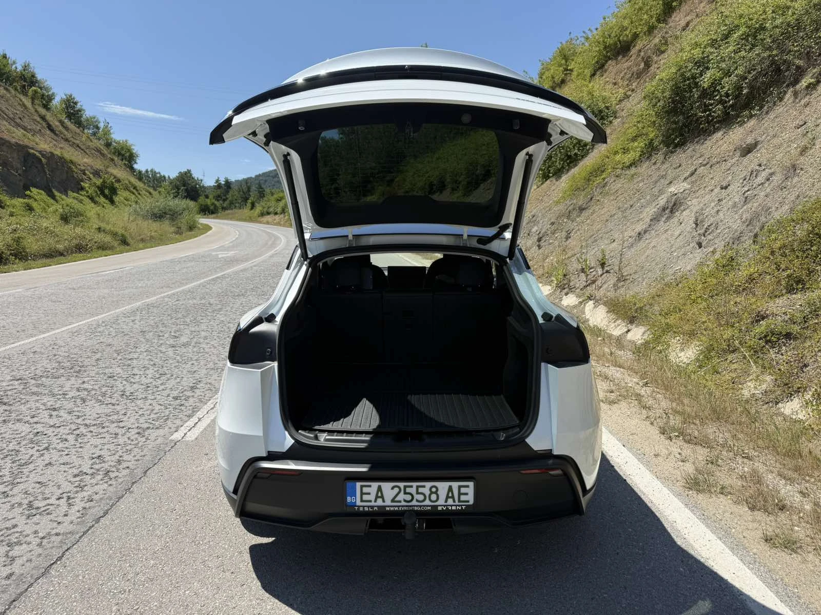 Tesla Y Juniper Juniper Long Range | Mobile.bg � ����������� 9