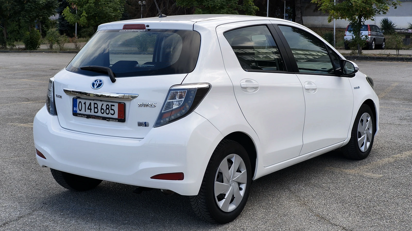 Toyota Yaris 1.5i Aut. , снимка 5 - Автомобили и джипове - 55847547