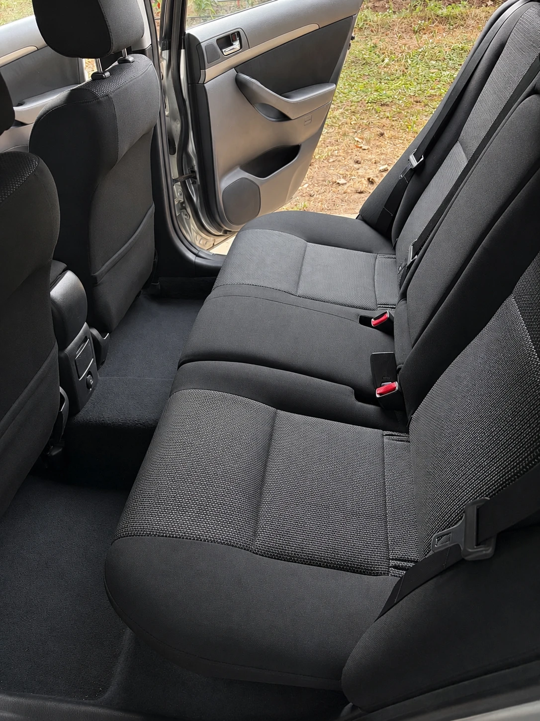 Toyota Avensis Т25 Facelift 2.0 D-4D | 182 000 km, снимка 5 - Автомобили и джипове - 55879502