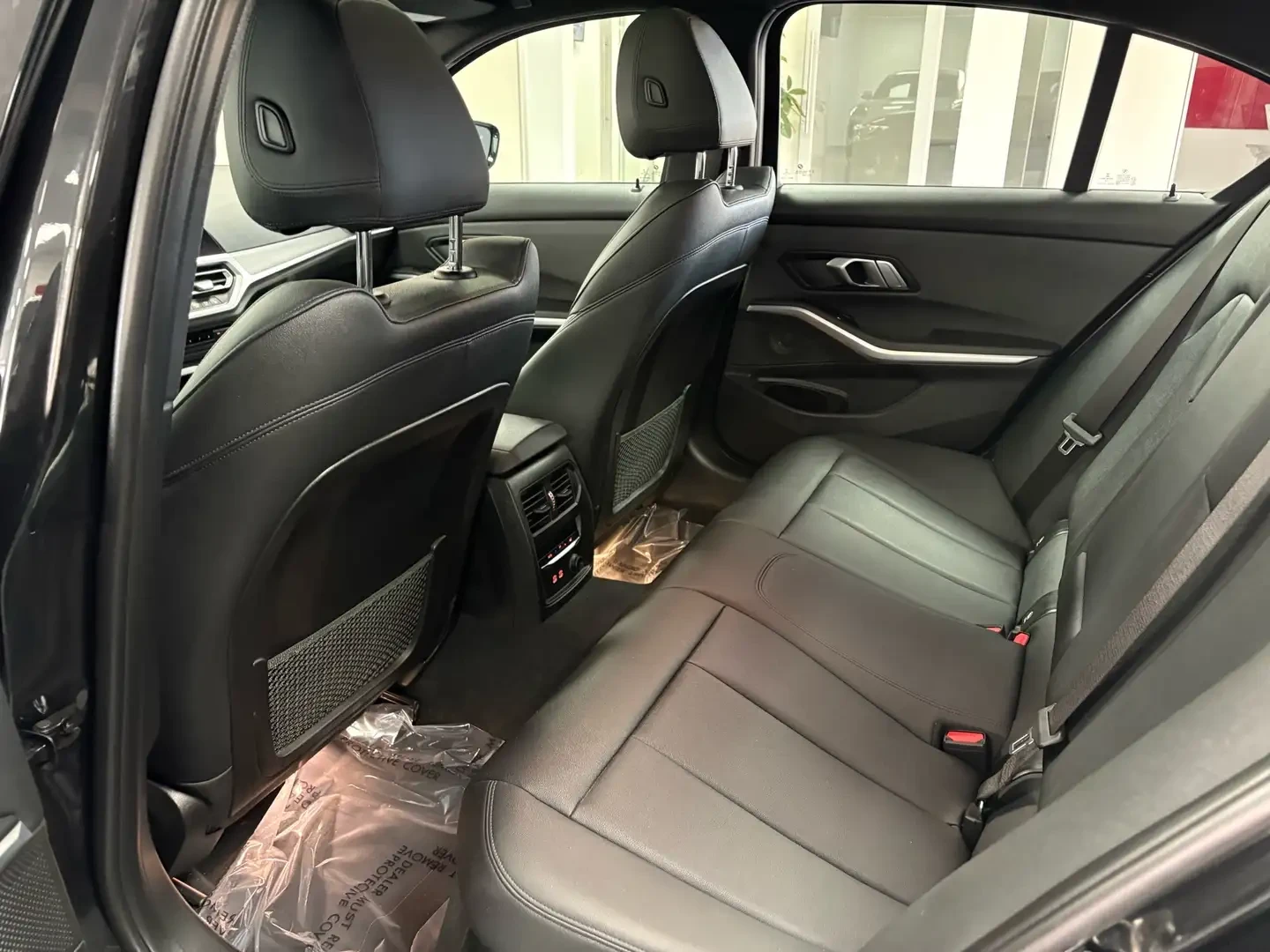 BMW 330 M* SPORT* XDRIVE* ДИСТРОНИК* МЪРТВА* ТОЧКА, снимка 15 - Автомобили и джипове - 55979494