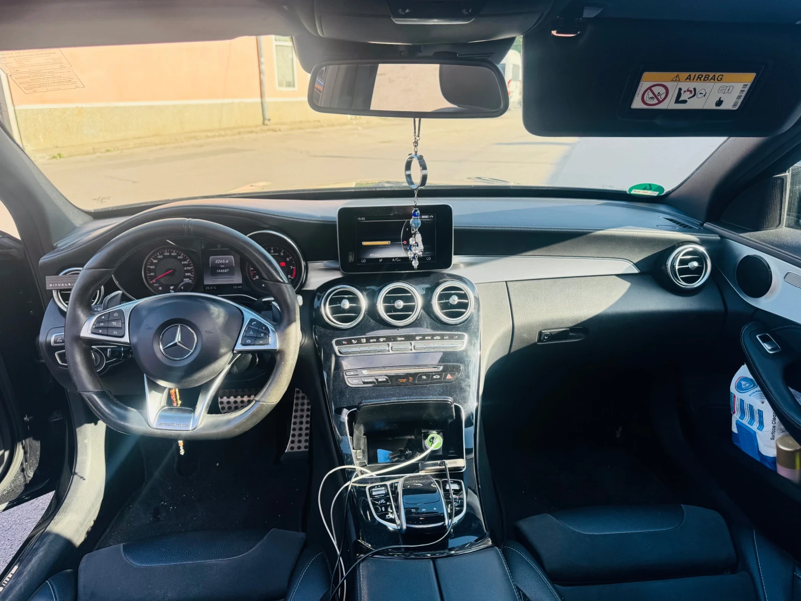 Mercedes-Benz C 63 AMG 510HP, снимка 7 - Автомобили и джипове - 56153394