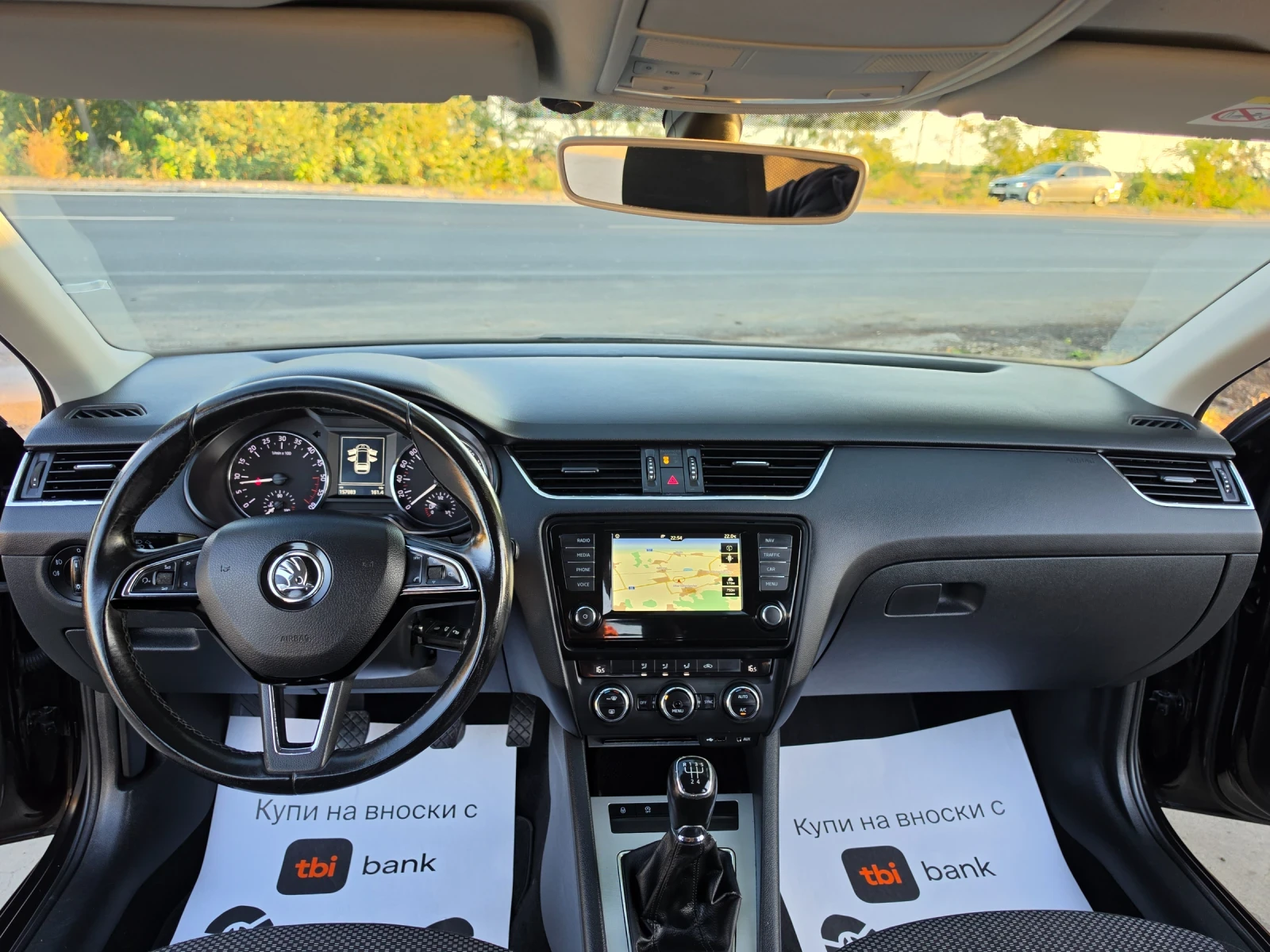 Skoda Octavia 1.6TDI* 110HP* NAVI, снимка 10 - Автомобили и джипове - 56261632