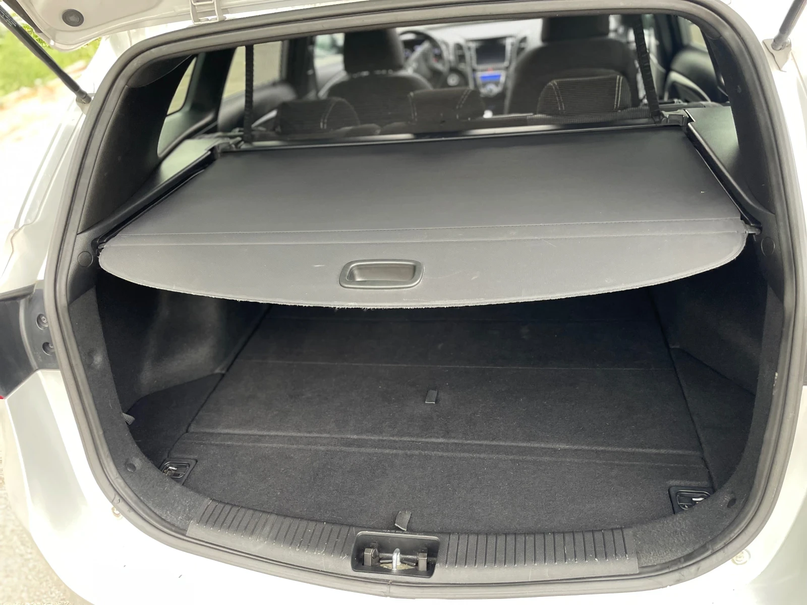 Hyundai I30 1.6 Exclusive, снимка 10 - Автомобили и джипове - 56588733