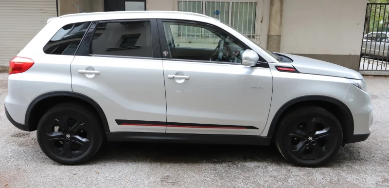 Suzuki Vitara Sergio Cellano 1.4куб.см, Швейцария Евро 6В, снимка 14 - Автомобили и джипове - 47632930