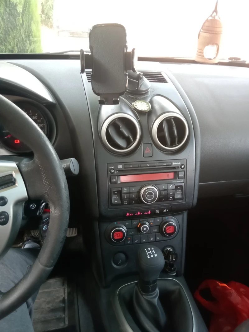 Nissan Qashqai, снимка 5 - Автомобили и джипове - 52259306