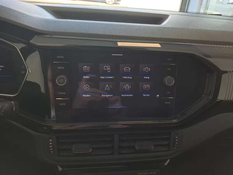 VW T-Cross STYLE/150HP/DSG/CAM/AHK/NAVI/LED/DIGI/AMBI/349g, снимка 9 - Автомобили и джипове - 51760389