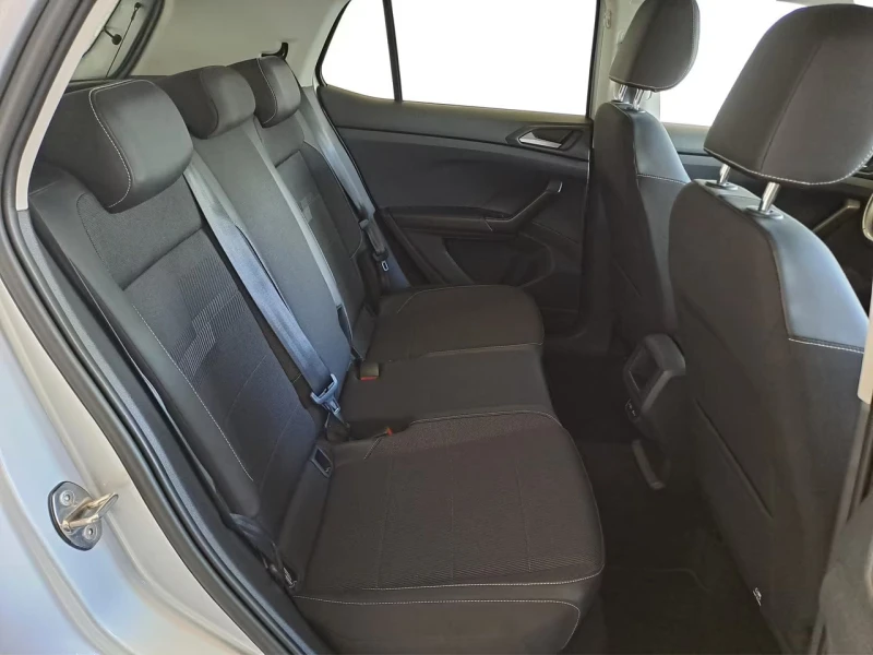 VW T-Cross STYLE/150HP/DSG/CAM/AHK/NAVI/LED/DIGI/AMBI/349g, снимка 11 - Автомобили и джипове - 51760389